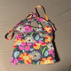 Vera Bradley Messenger Bag in the retired Jazzy Blooms pattern